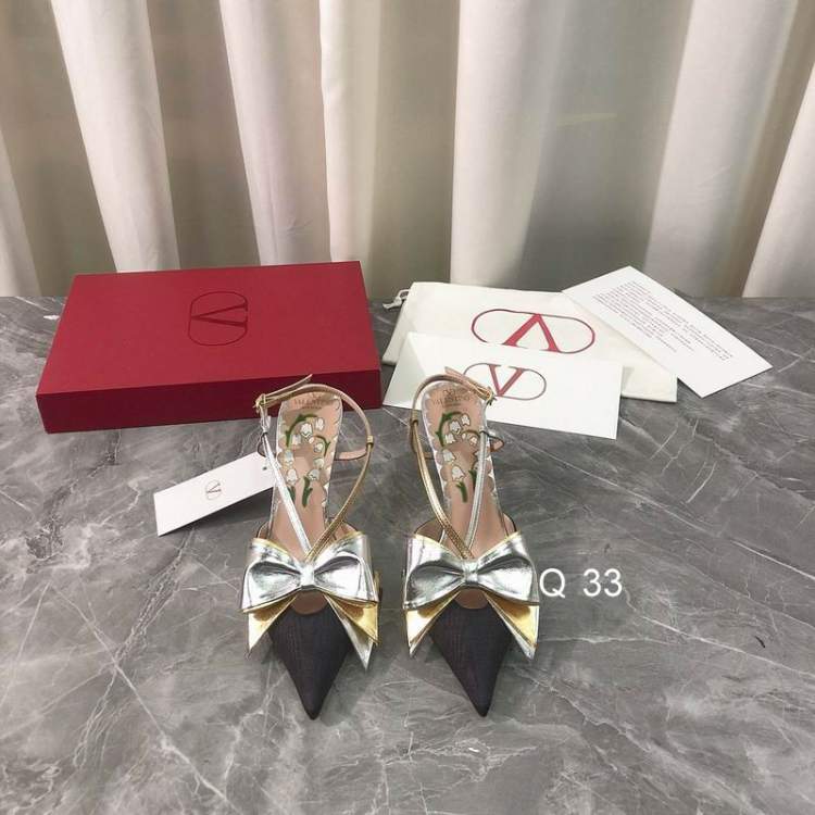 Picture of Valentino Shoes _SKUValentinosz35-408CMYY070620280